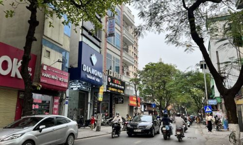 Bán nhà 2 mặt phố Đội Cấn 86m 5 tầng DT 80 tr giá 25 tỷ